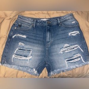 BNWOT KanCan cutoff Mom shorts. Hi rise.